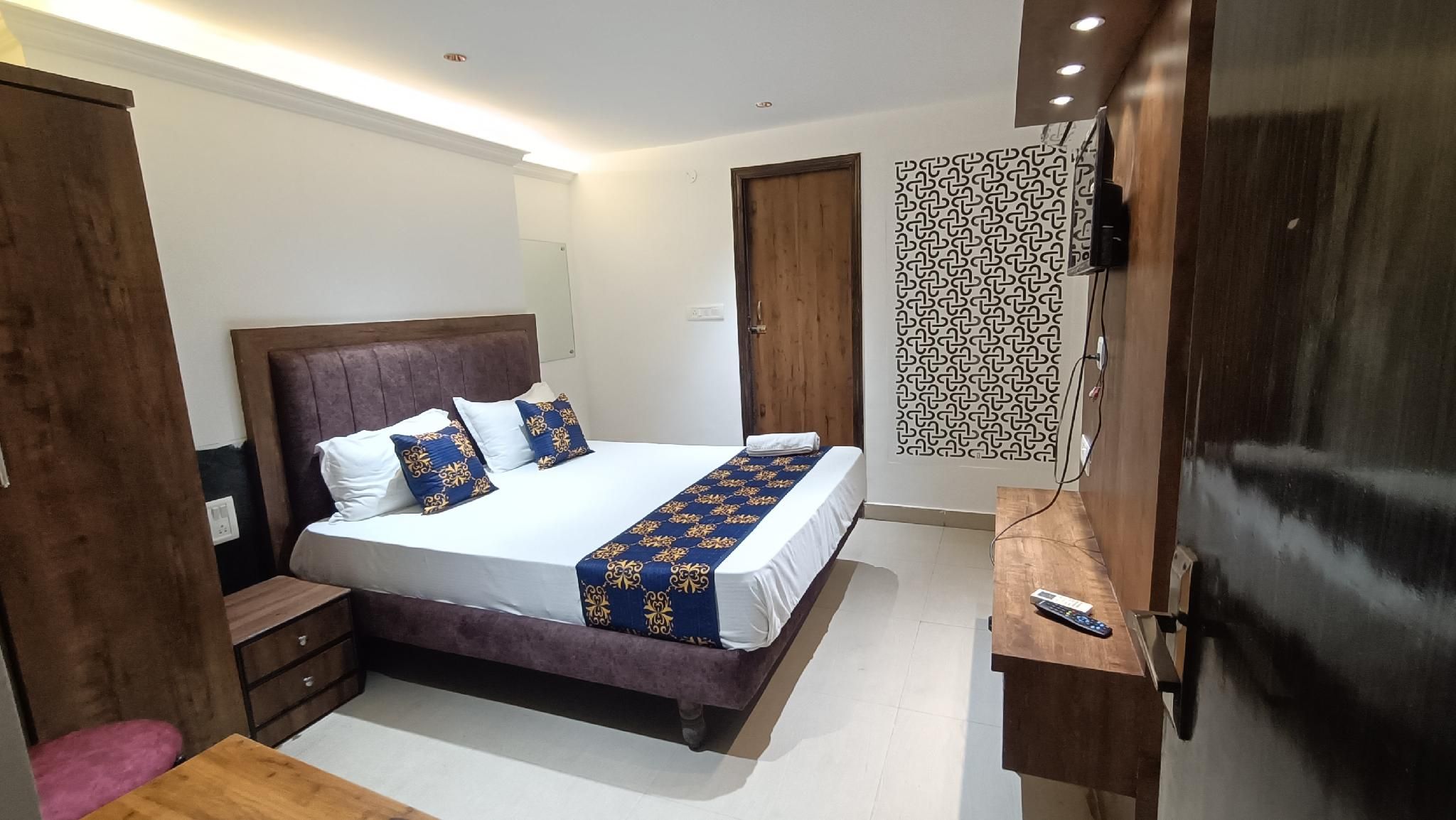 undefined Hotel Sai Palace 8