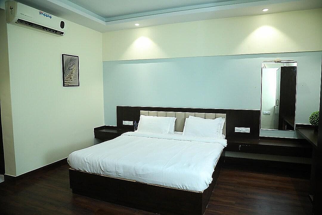 undefined Turtle Hotel 9