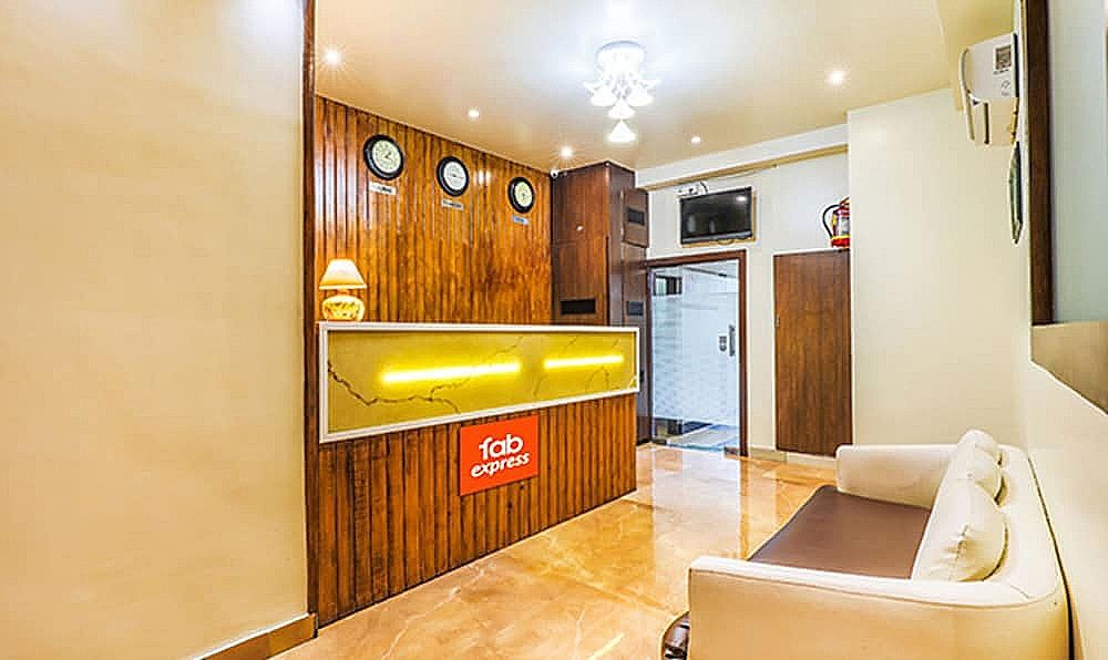 undefined FabHotel Liwa International 3