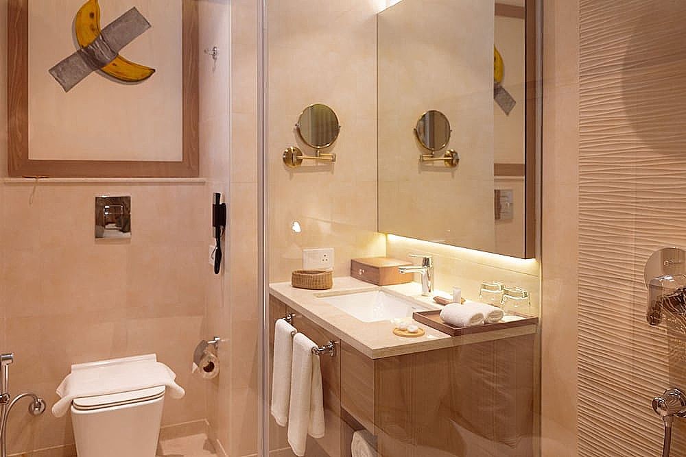 The Greenwood Guwahati Luxury Twin Room 3
