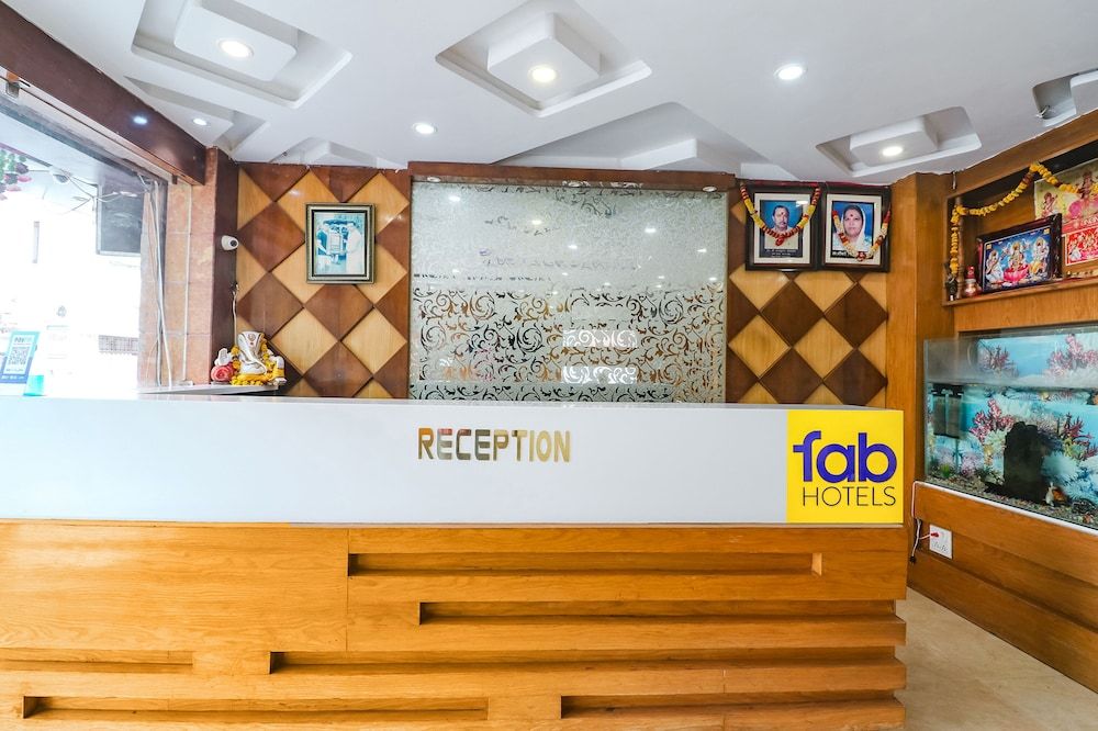 FabHotel Nandgiri Palace