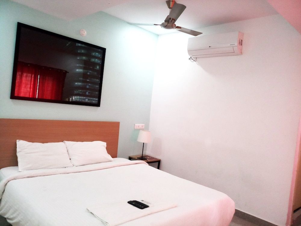 PPH Living Mayukha Grand Deluxe Double Room 2
