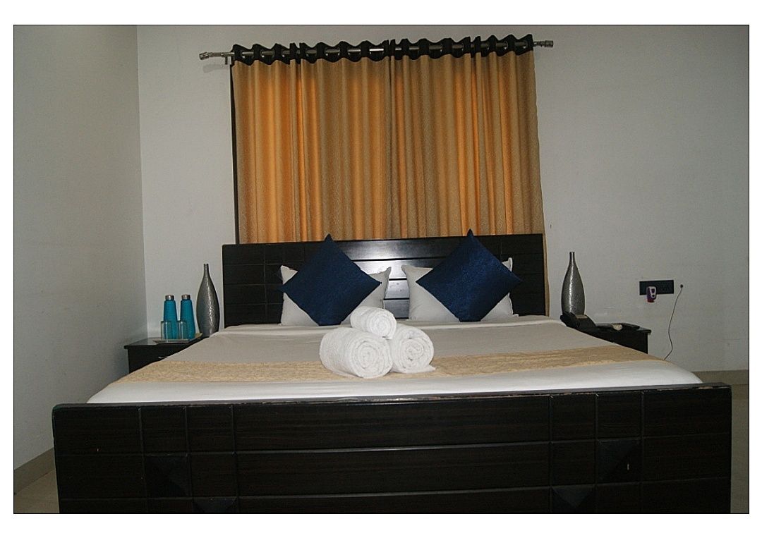 Hill View Jubilee Hills Deluxe Room 4