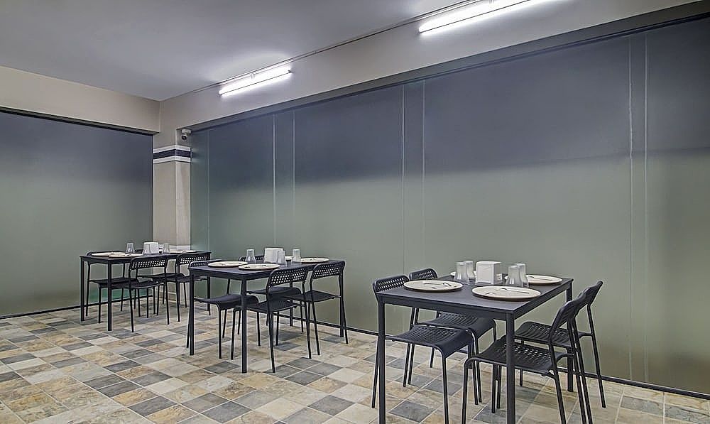 Food & Dining