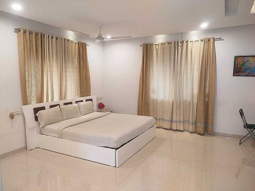 undefined iROOMZ Ekasila Suites