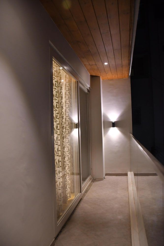 Luxury House in Hyderabad With Chef and Driver House 23