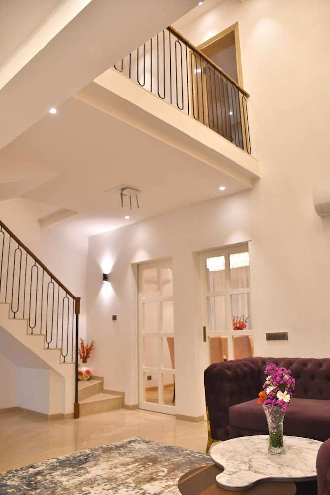 Luxury House in Hyderabad With Chef and Driver House 8