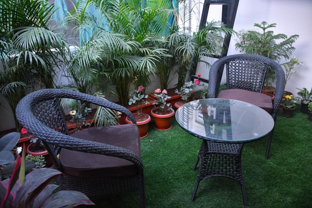 Luxury House in Hyderabad With Chef and Driver House 16