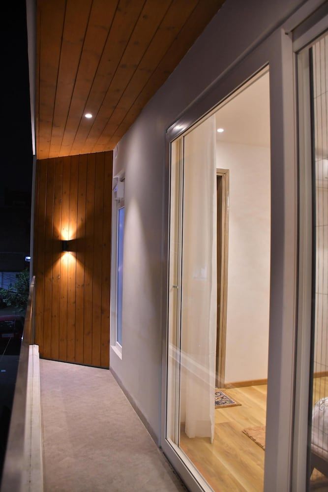 Luxury House in Hyderabad With Chef and Driver House 22