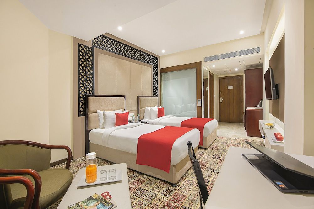 HRJ Sarovar Portico Indore Deluxe Room, 2 Twin Beds