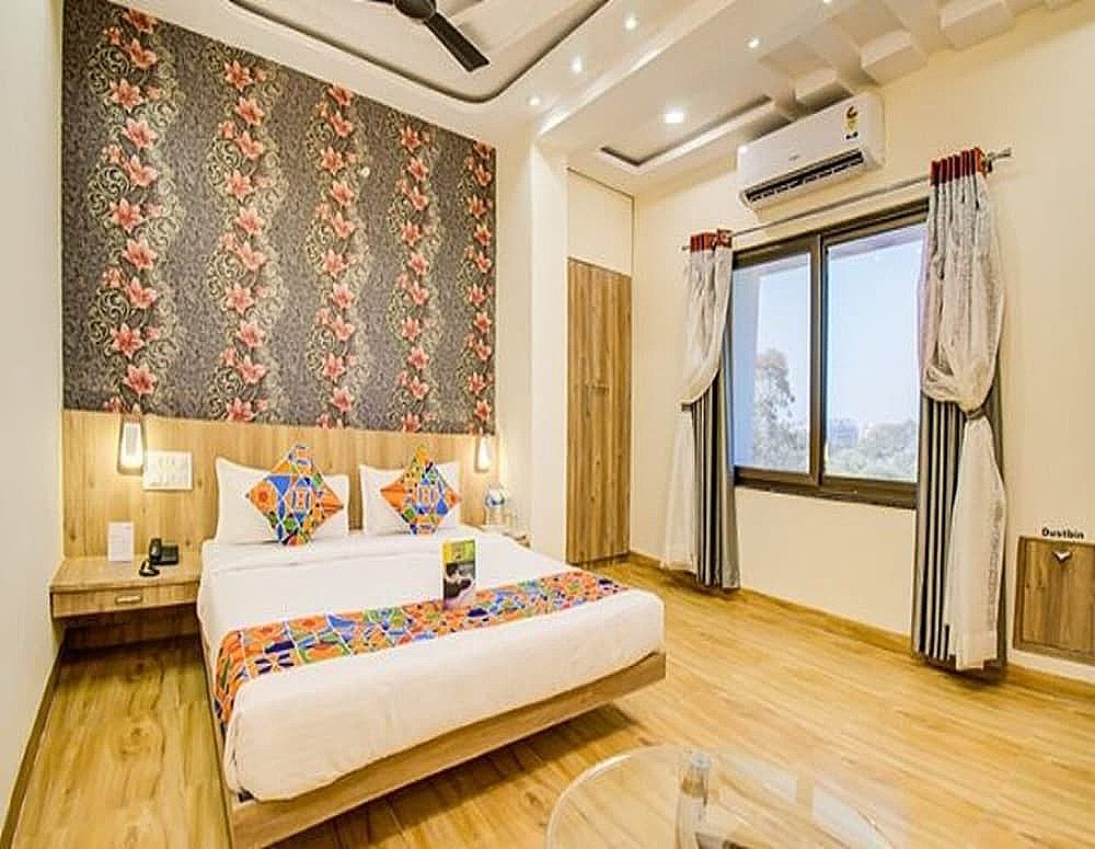 undefined Fabhotel Prime Om Epic 7