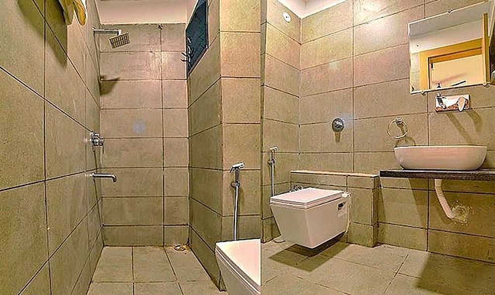 undefined Fabhotel Destiny 54 7