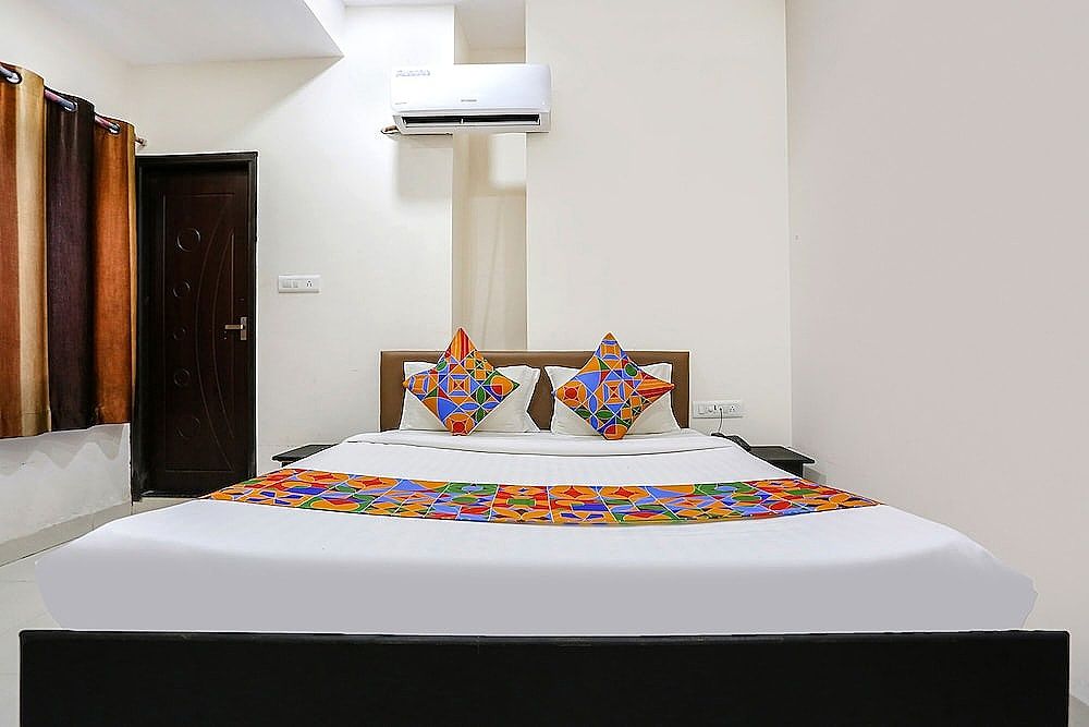 undefined Fabhotel Destiny 74 10