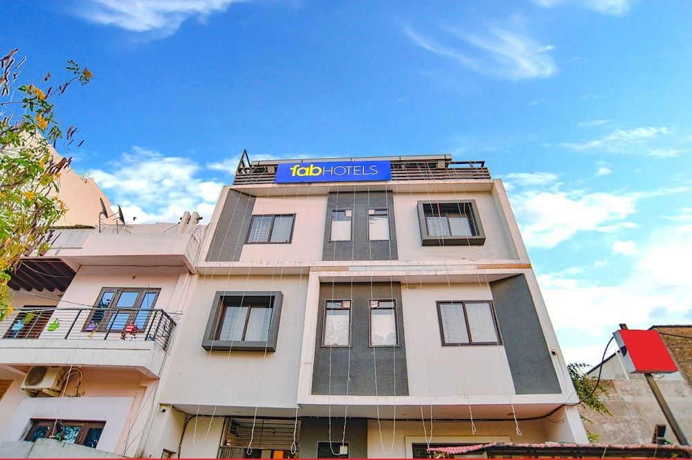 undefined FabHotel 44 The M'Bience 4