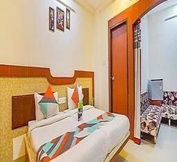 undefined FabHotel Hello Homz 9