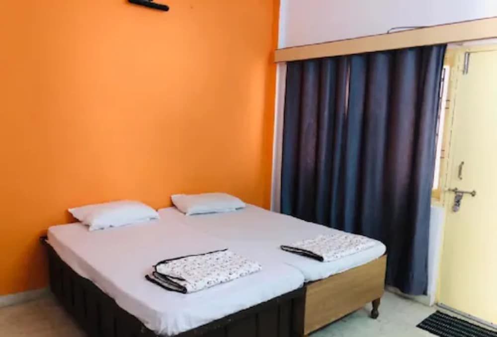 undefined Goroomgo Vasu Jabalpur 2