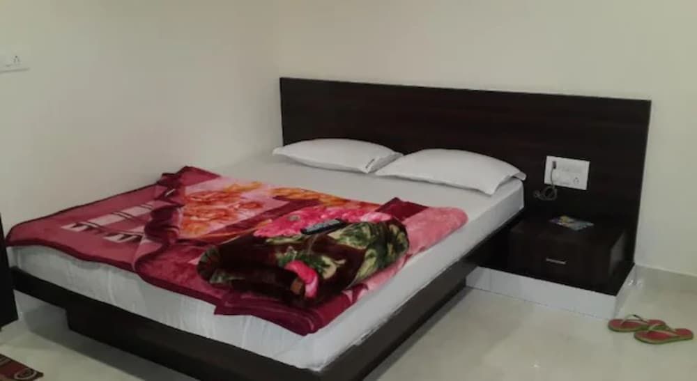 undefined Goroomgo Vasu Jabalpur