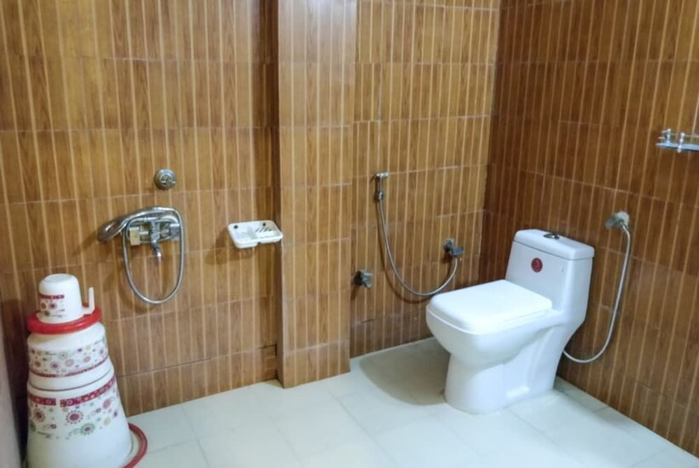 undefined Goroomgo Dhingra Residency Jabalpur 6