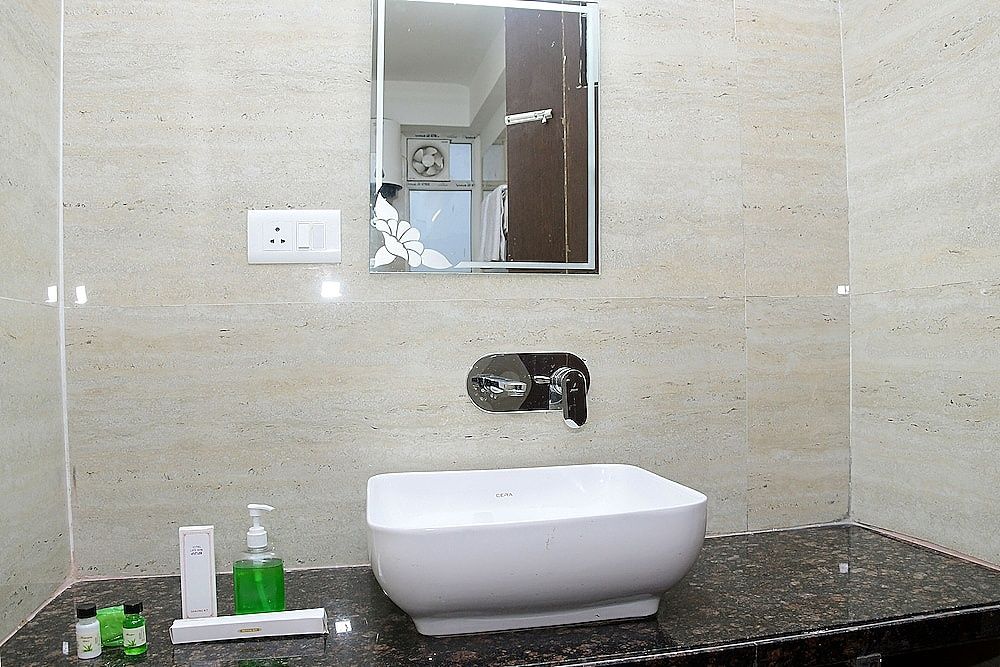 Hotel Life Inn Deluxe Double Room 11