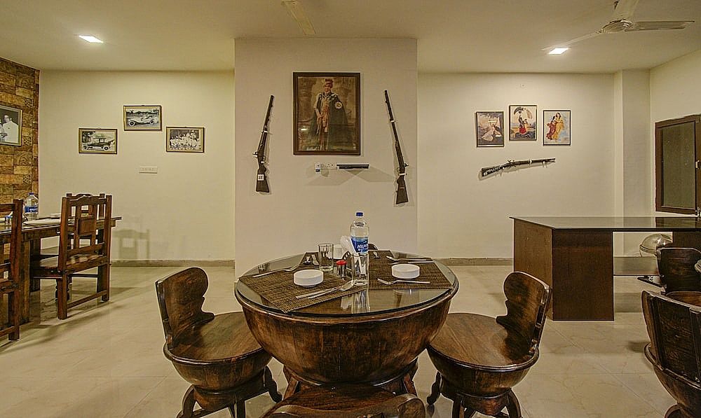 Food & Dining