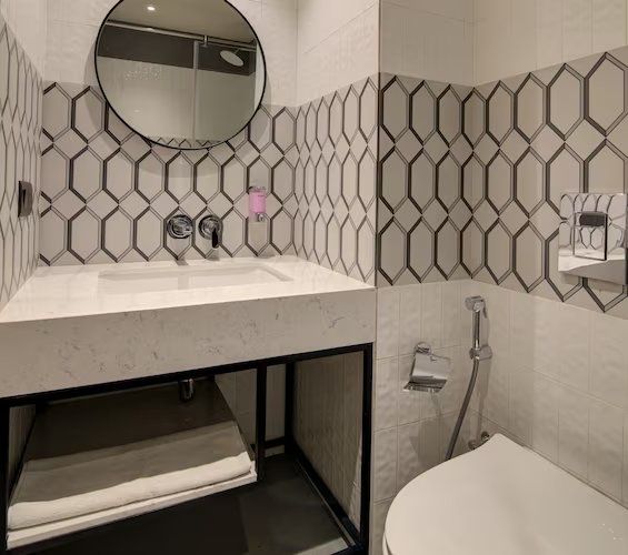 Deluxe Twin Room (2 single beds)