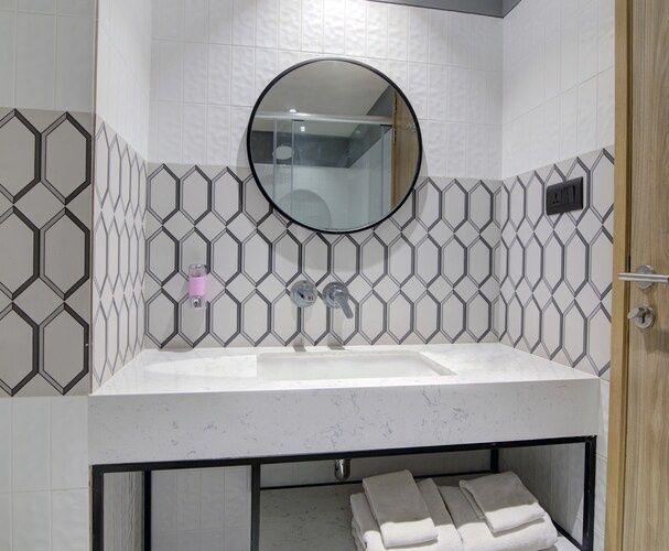 Deluxe Twin Room (2 single beds)