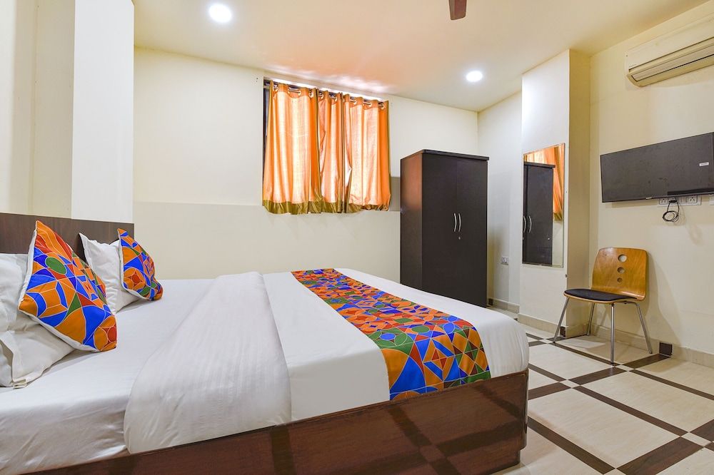 FabHotel Monark