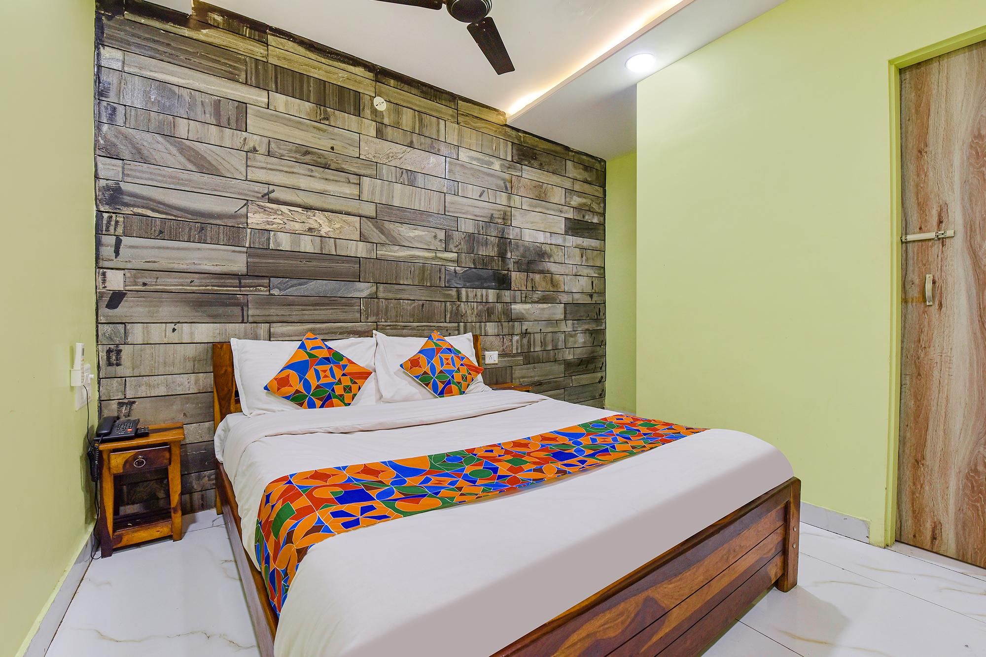 FabExpress Rani Bagh Room Assigned on Arrival