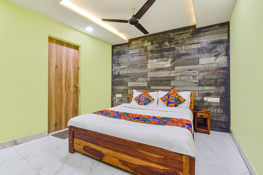 undefined FabExpress Rani Bagh 4