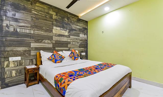 undefined FabExpress Rani Bagh 5