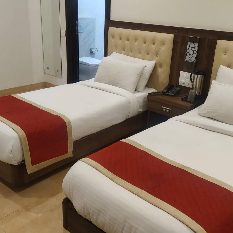 undefined The Palm Hotel & Restaurant 8