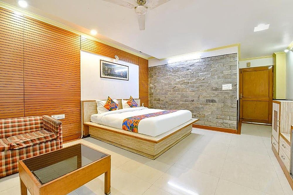 undefined FabHotel Fly View 8