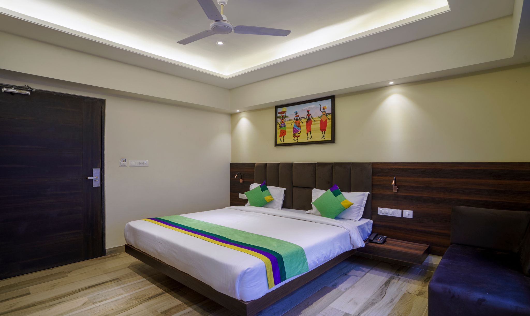 Treebo Pink City Grand Standard Double Room 9