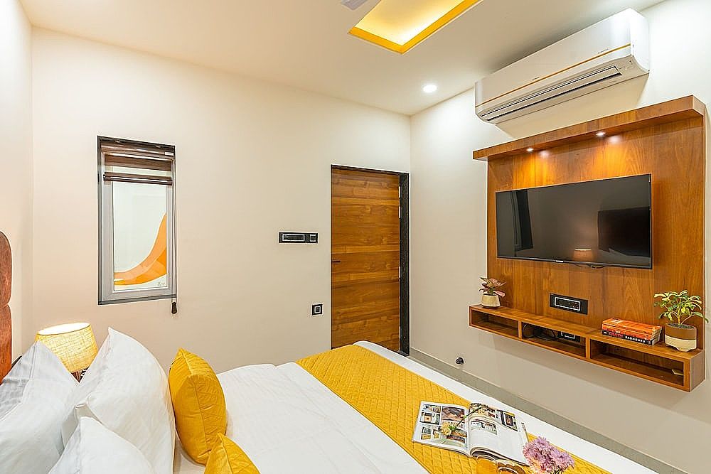 ArtBuzz Jaipur Deluxe Double Room 15
