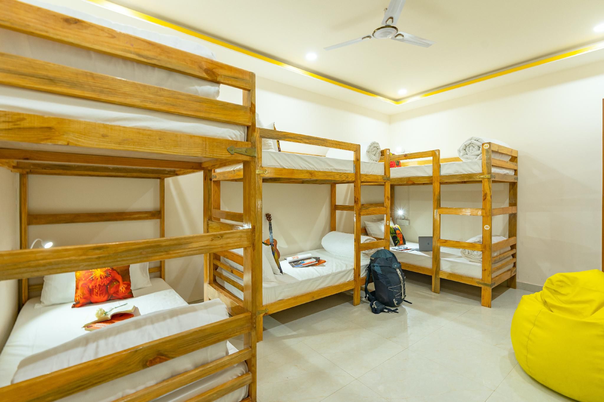 Bed in 6 Bed Mixed Dormitory