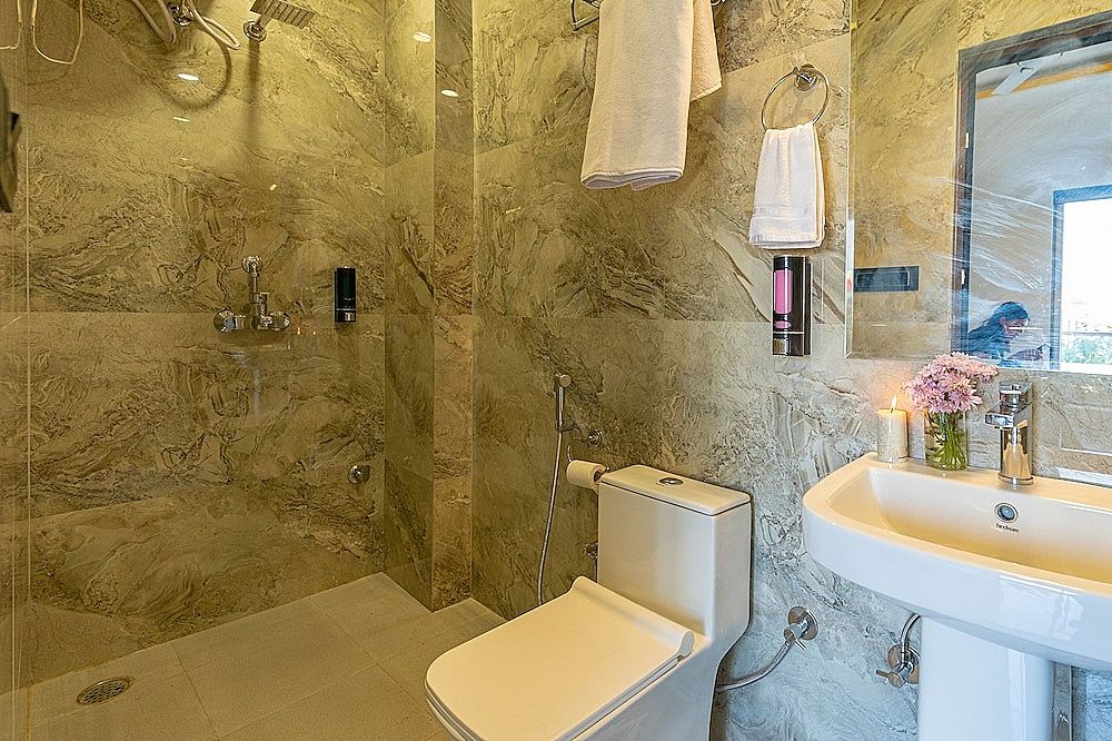 Bathroom amenities