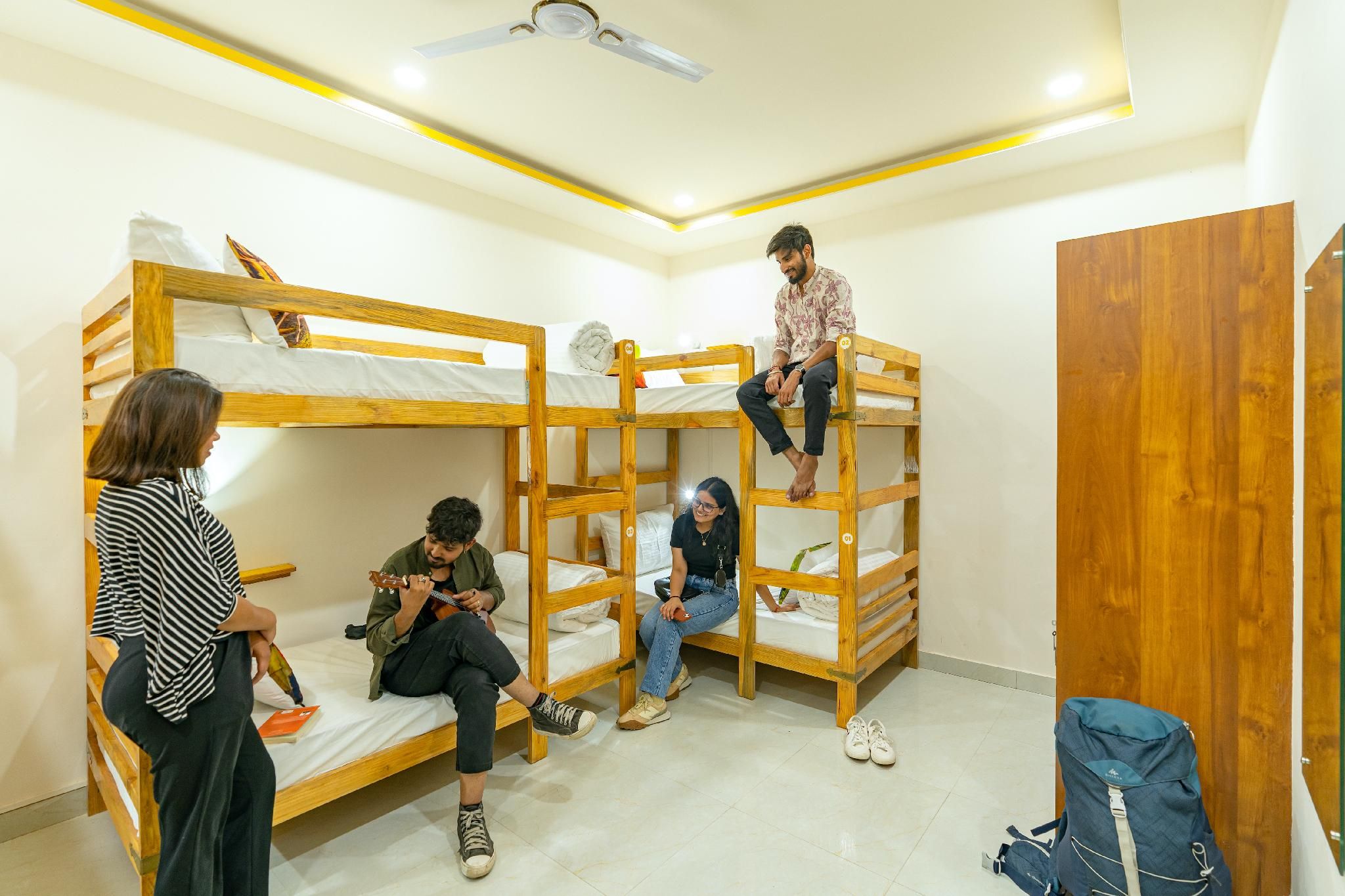 Bed in 6 Bed Mixed Dormitory
