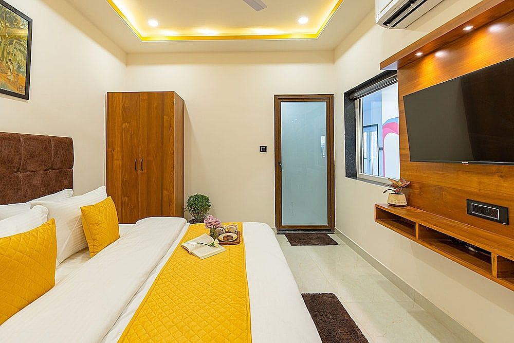 ArtBuzz Jaipur Deluxe Double Room 12