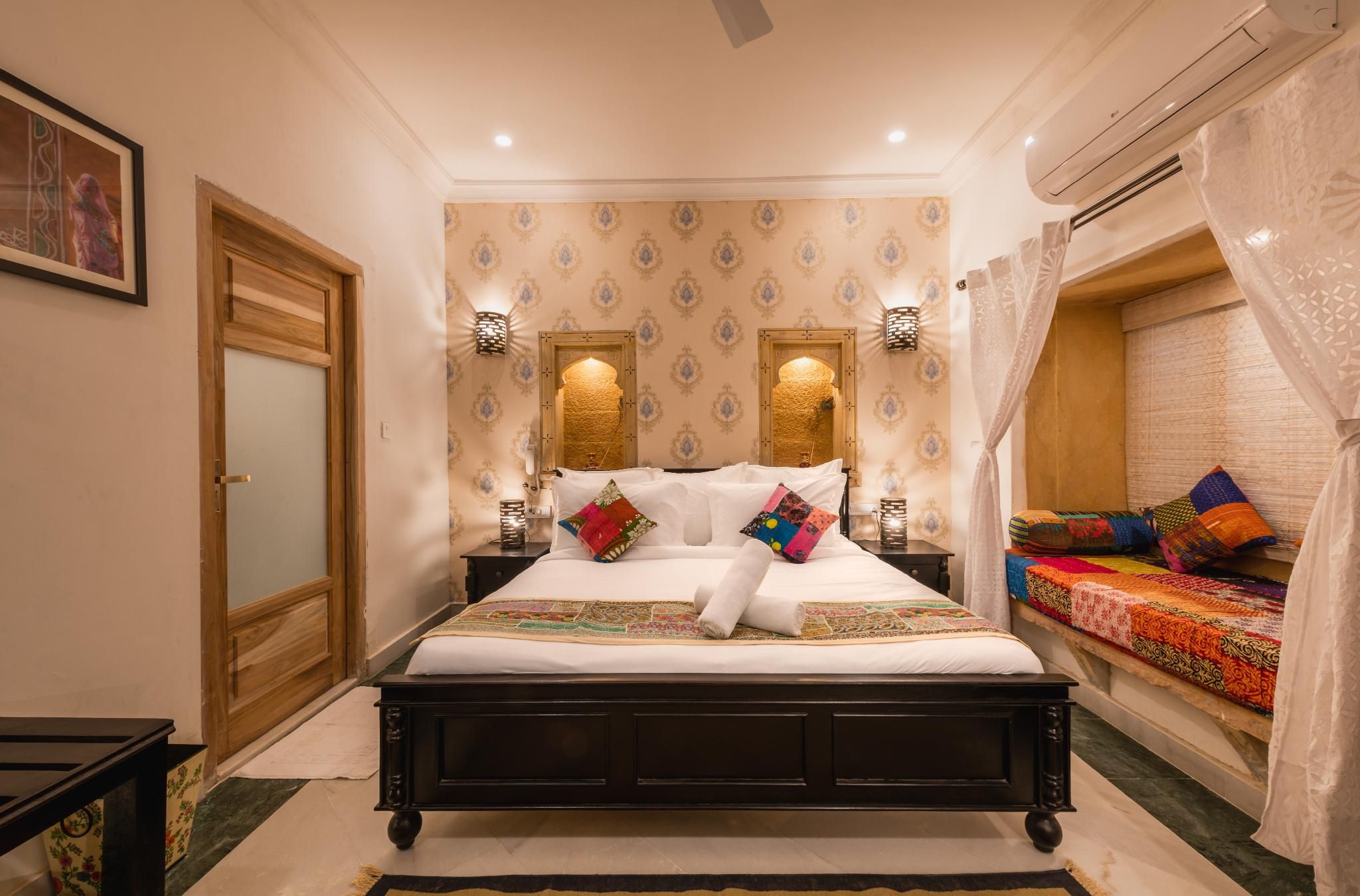 Hotel Meri Haveli Deluxe Royal Room