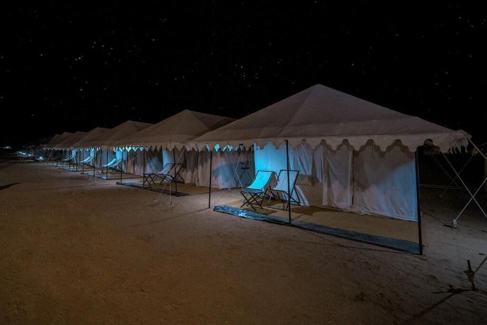 undefined The Captain Desert Camp