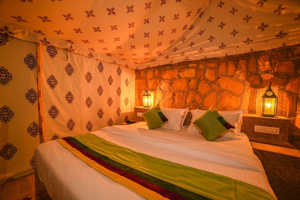 The Carvaan Resort Deluxe Room 4