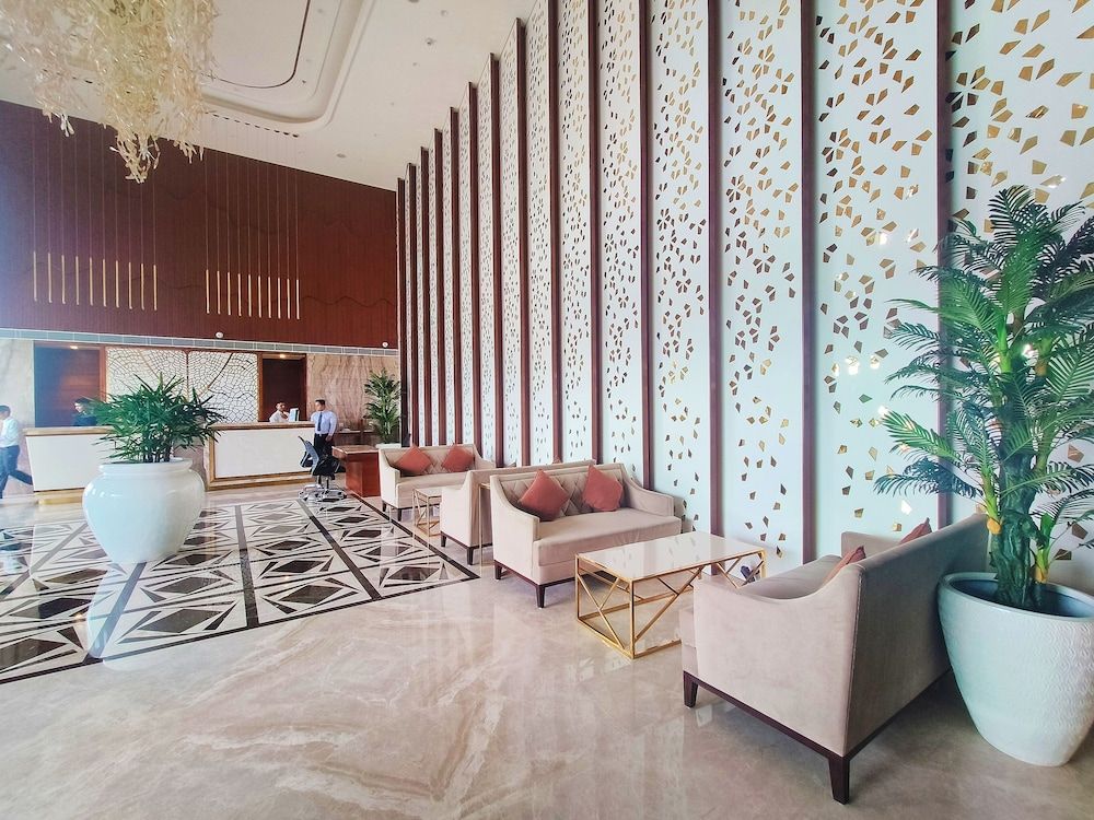undefined Mariton Hotel 4