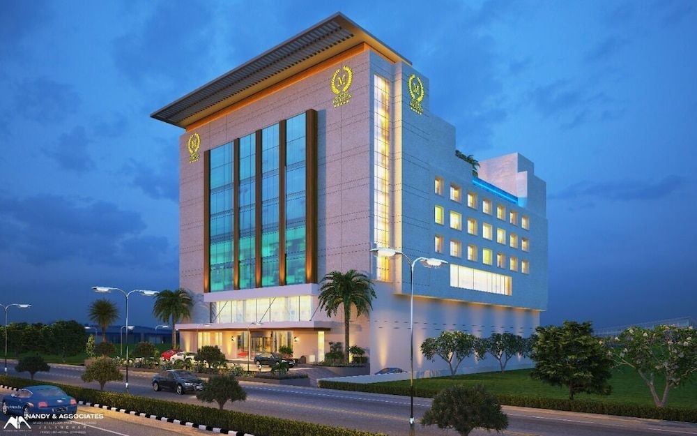 undefined Mariton Hotel
