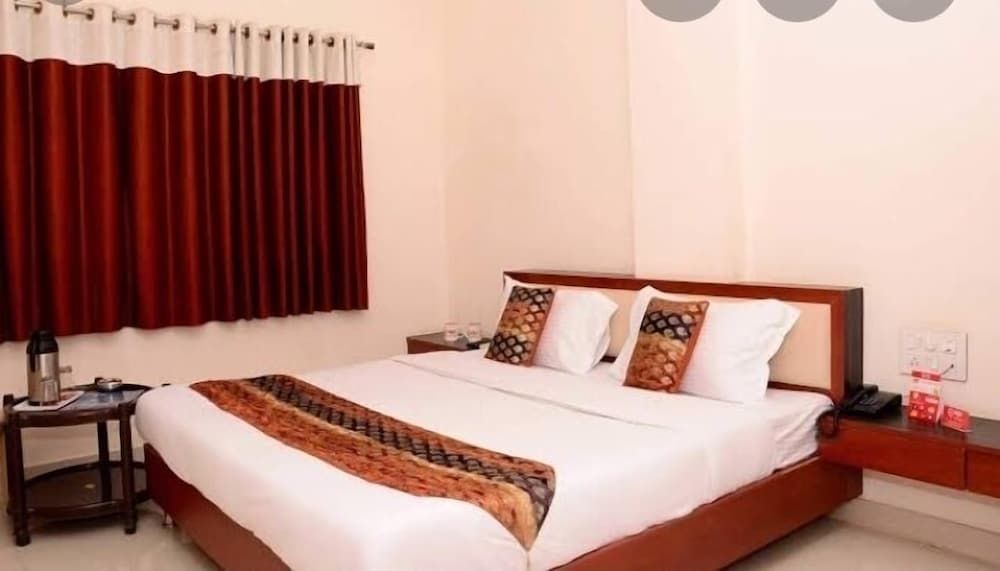 undefined Hotel Durga Silverline 6