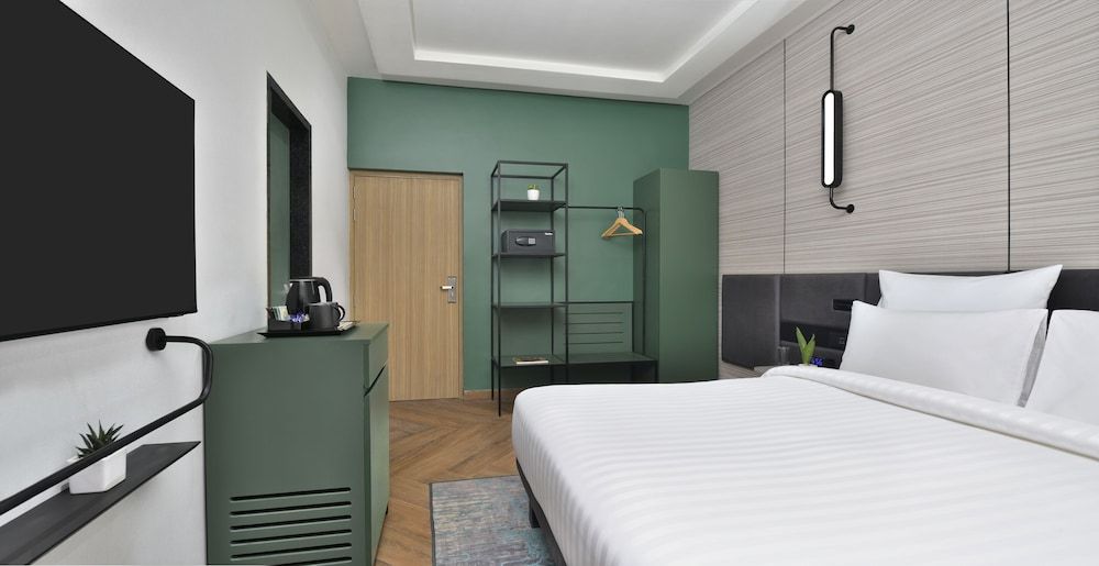 Novotel Jodhpur Iti Circle Standard Room, 1 Double Bed 3