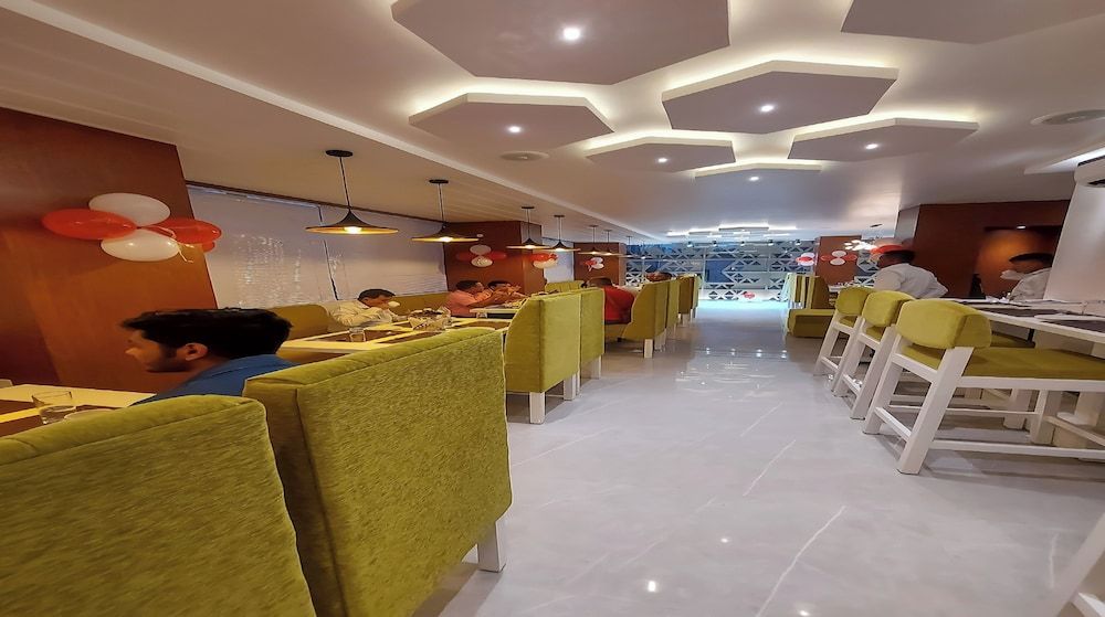 undefined Hotel Bliss 9