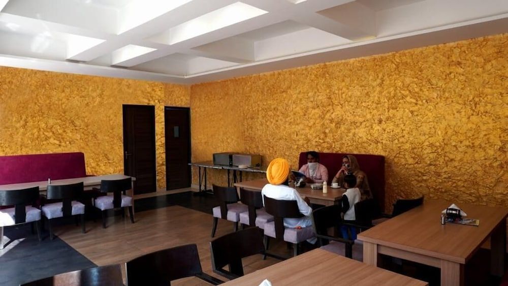 undefined Royal Suites by Park Tree Chakki Mor 4