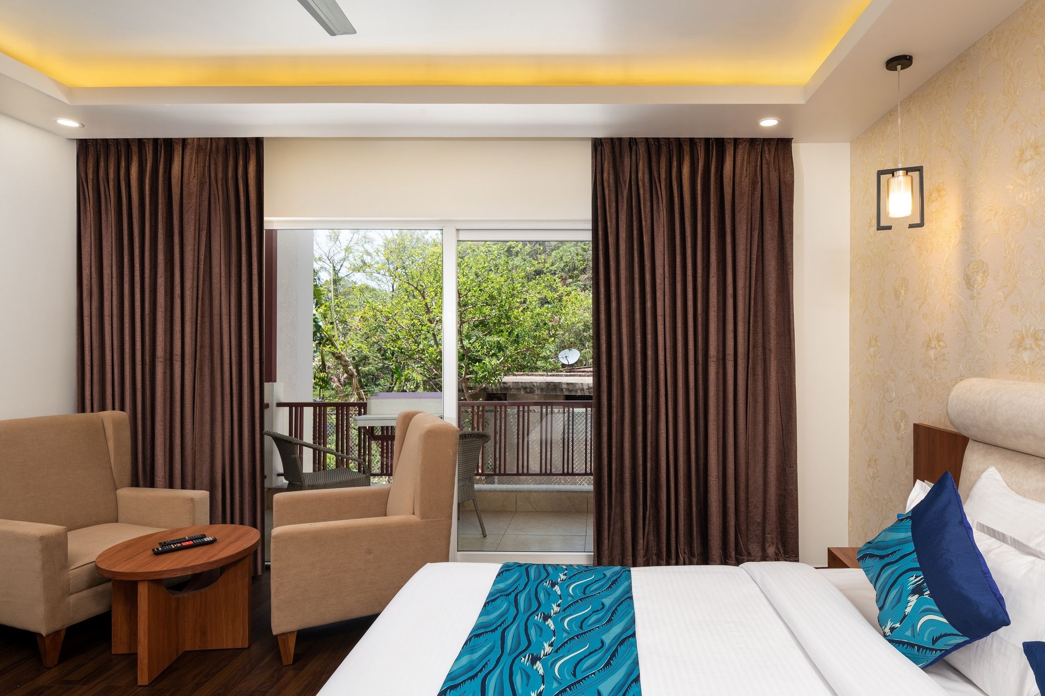 Hotel The Chabal Kasauli Super Deluxe Room With Balcony (No View)