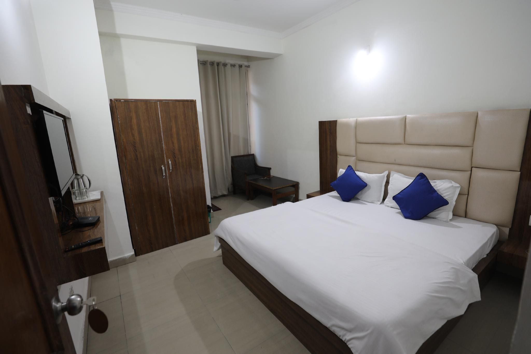 Super Deluxe Room