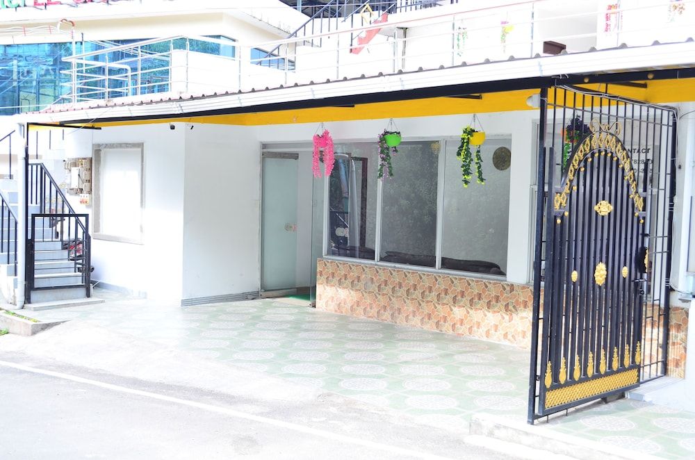 undefined Hill Heaven 10